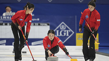 CCTV-体育频道-天下足球.