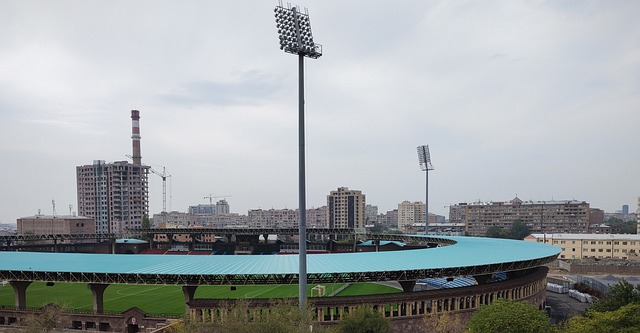 赛季报销！场均收入54万的打工人：锡安的下一站是勇士？​.